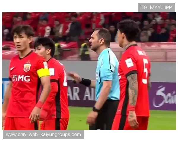 上海海港在亚冠争夺中受挫,柔佛主场强大压力 上海海港在亚冠争夺中受挫,柔佛主场强大压力